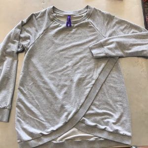 Seraphine maternity nursing sweatshirt